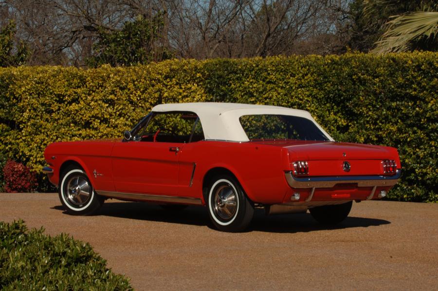  Ford Mustang Convertible 1964 года  (фото 11 из 27)